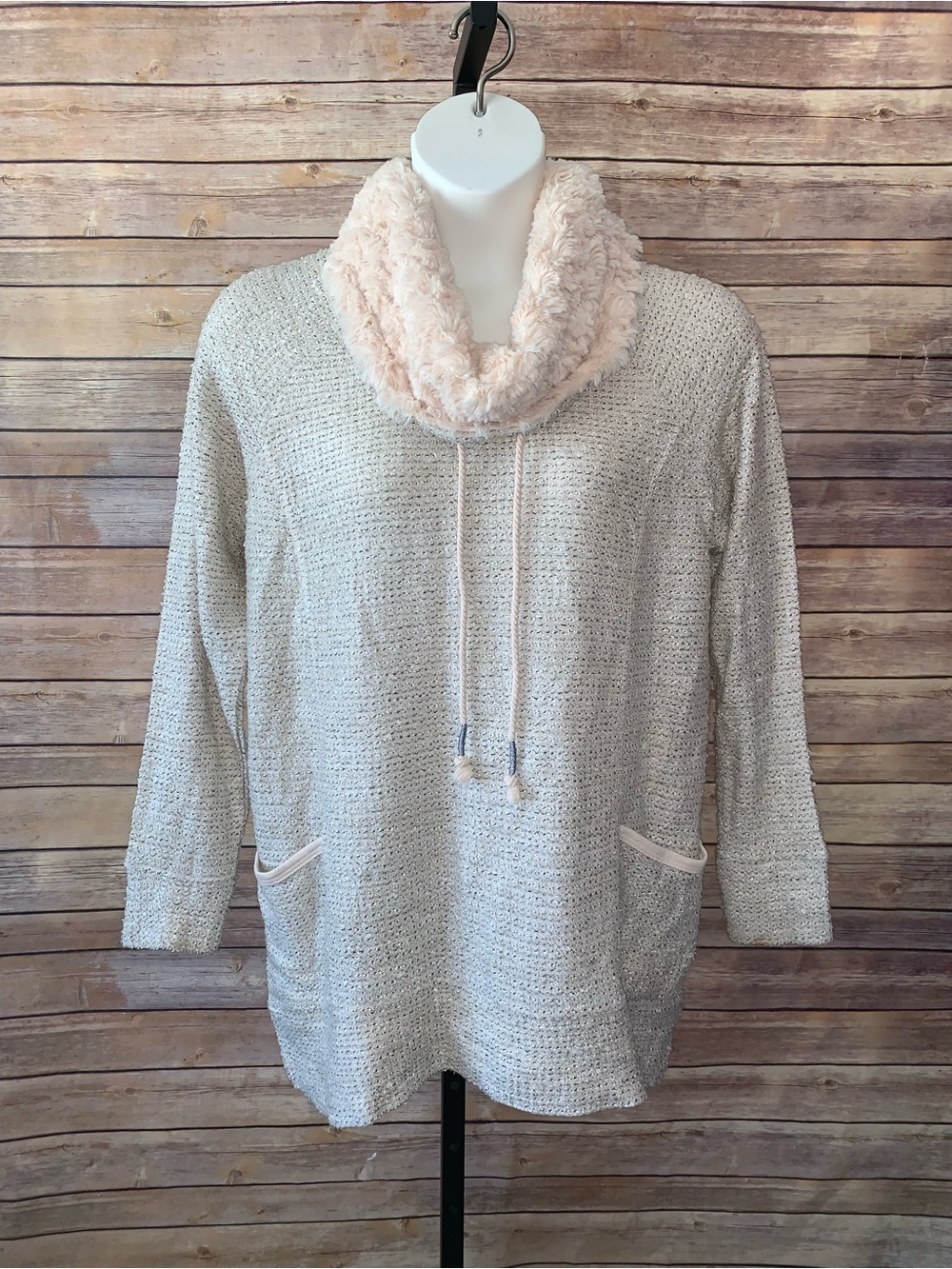 Maurices Cowl Neck Sweater with Fur Trim
Size 1X